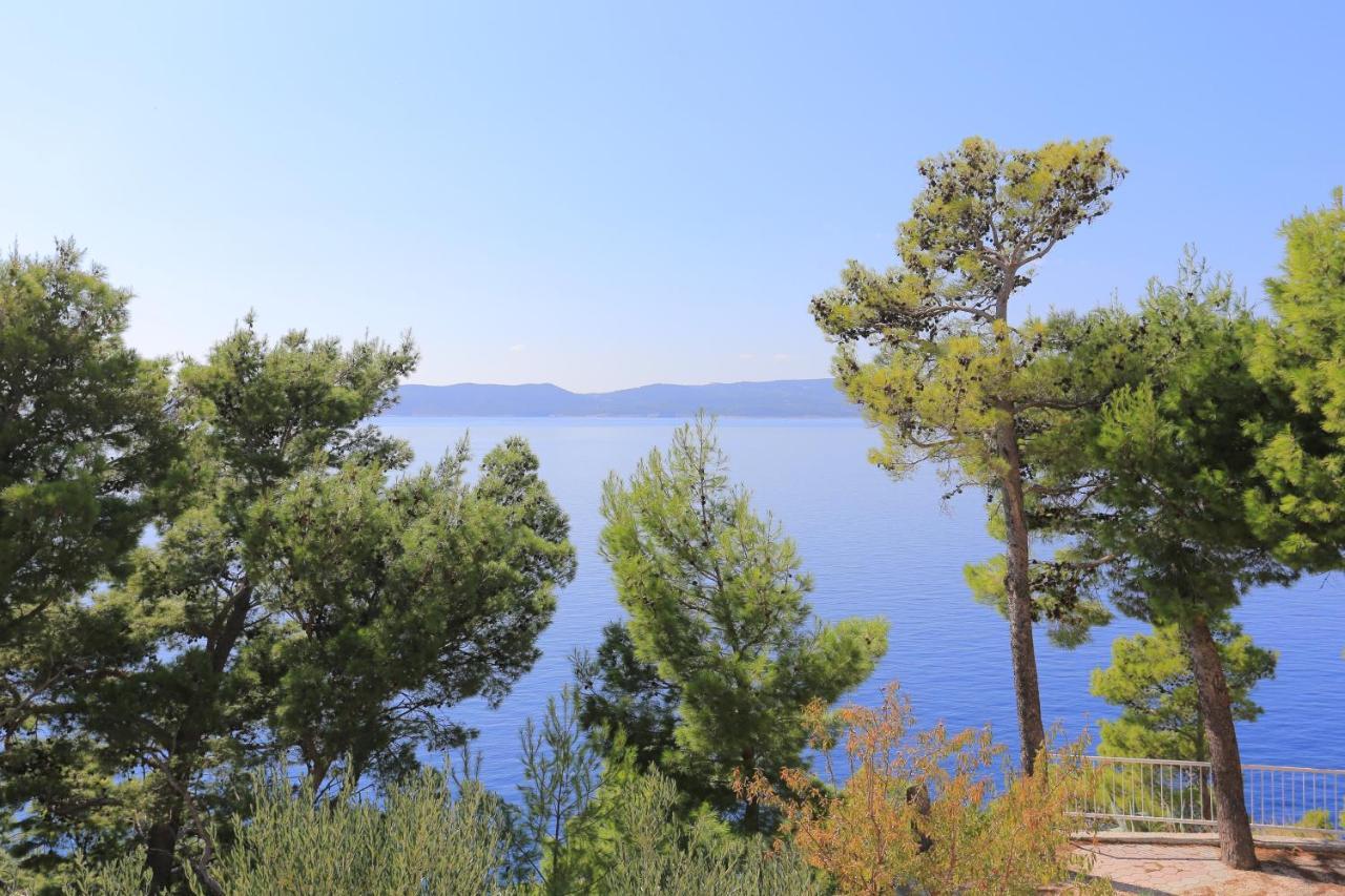 Apartments By The Sea Brela, Makarska - 6688 Екстер'єр фото
