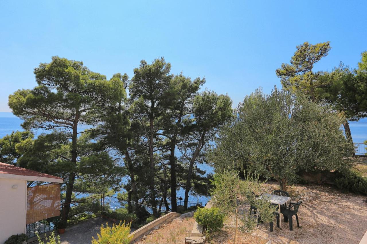 Apartments By The Sea Brela, Makarska - 6688 Екстер'єр фото