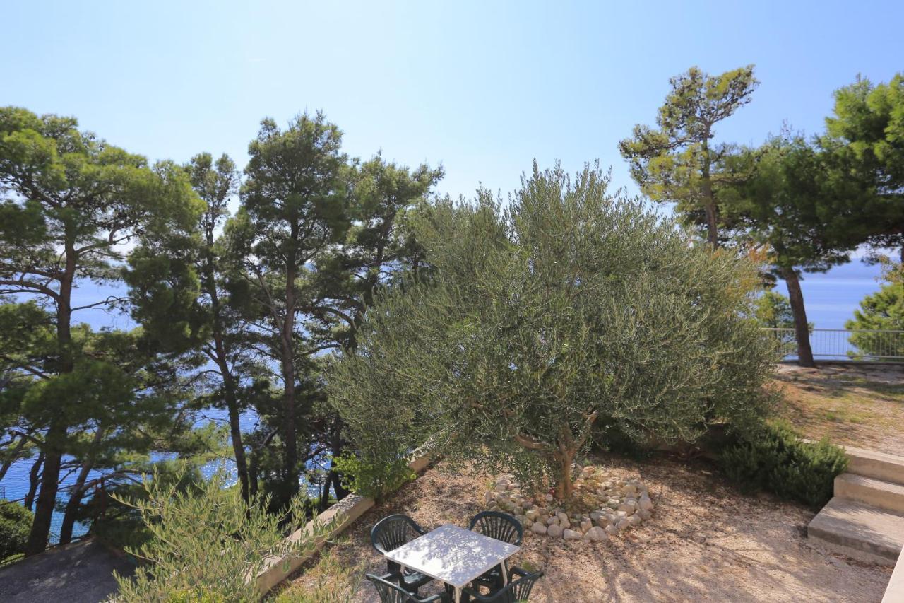 Apartments By The Sea Brela, Makarska - 6688 Екстер'єр фото